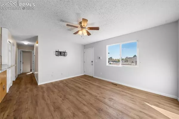 4170 Dooley WAY, Colorado Springs, CO 80911