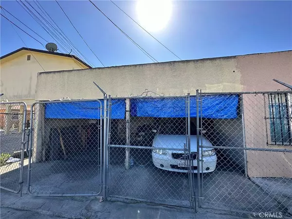 725 W 77th ST, Los Angeles, CA 90044