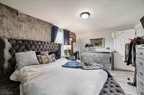 260 Seymour Ave, Newark City, NJ 07112