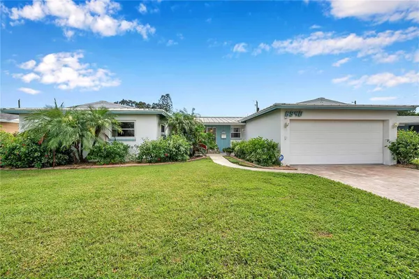 6940 13TH AVE N, Saint Petersburg, FL 33710