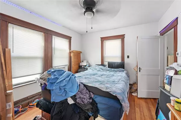 268 Cottage ST, Woonsocket, RI 02895