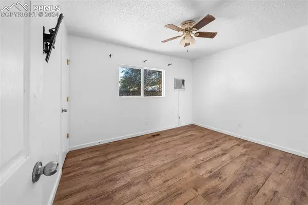 4170 Dooley WAY, Colorado Springs, CO 80911