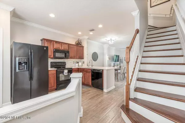 3592 PEBBLE PATH LN, Jacksonville, FL 32224