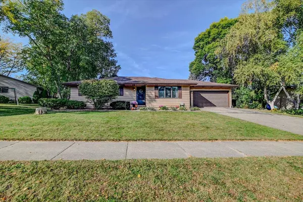 785 Scott Street, Oregon, WI 53575