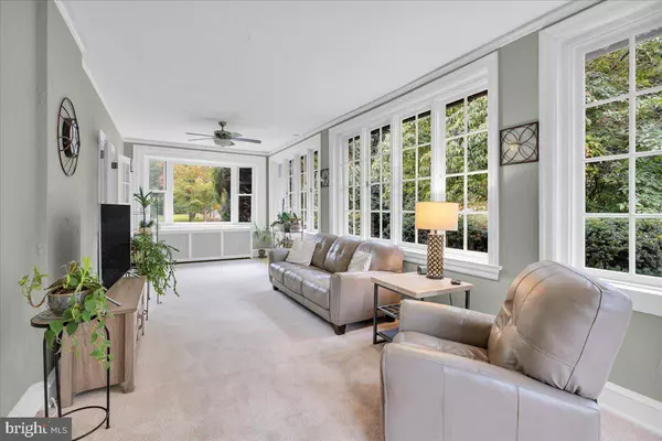 316 CHEWS LANDING RD, Haddonfield, NJ 08033