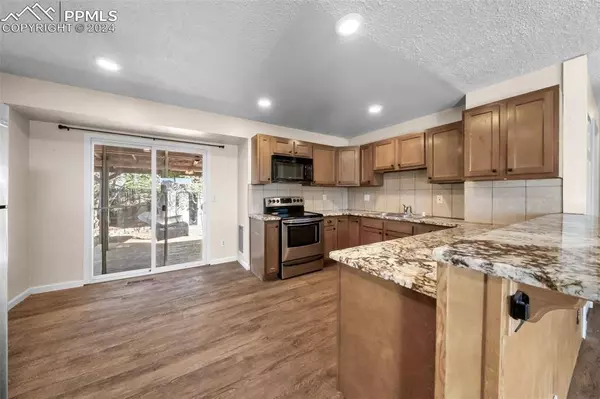 4170 Dooley WAY, Colorado Springs, CO 80911