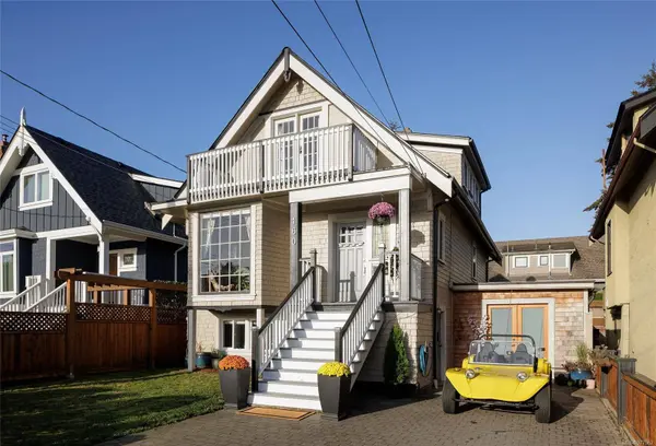 160 Cambridge St, Victoria, BC V8V 4B3