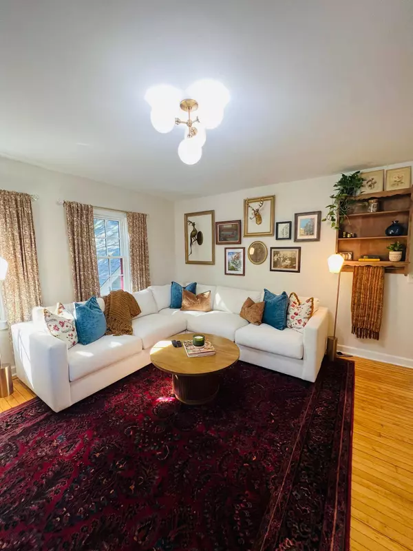 1410 4th ST N, Stillwater, MN 55082