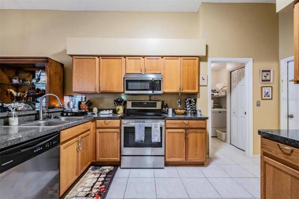 4422 COUNTRY HILLS BLVD, Plant City, FL 33563