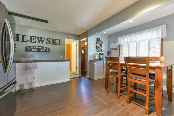 1700 Edgewood Ave, South Milwaukee, WI 53172