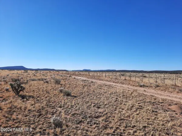 Lot 1434 Sierra Verde Ranch, Seligman, AZ 86323