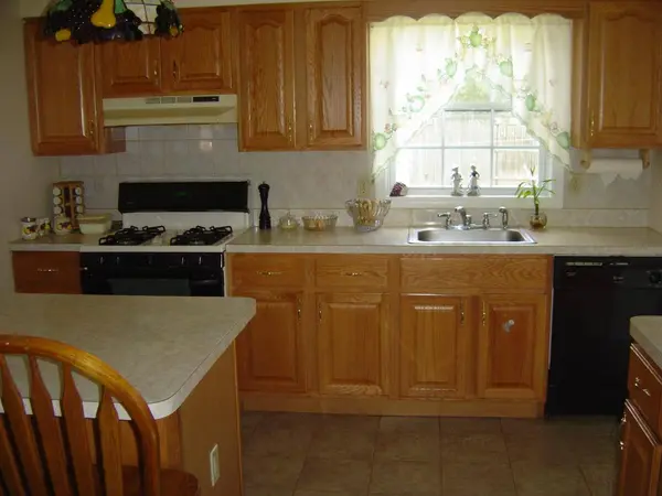 37 Larkspur Rd, Wayne Twp., NJ 07470