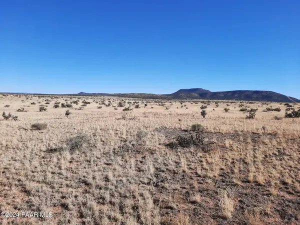 Lot 1434 Sierra Verde Ranch, Seligman, AZ 86323