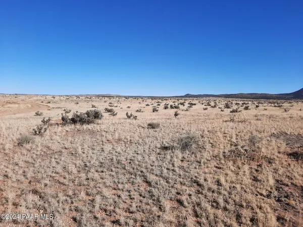 Lot 1434 Sierra Verde Ranch, Seligman, AZ 86323