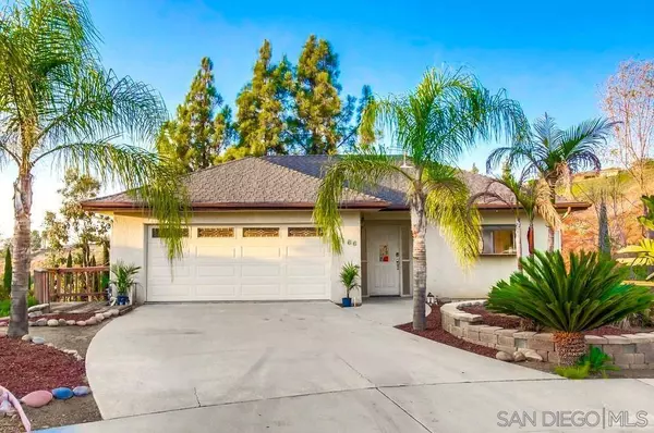 2186 Flying Hills Ln, El Cajon, CA 92020