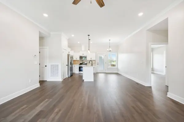 108 Catherine St, Brush Creek, TN 38547