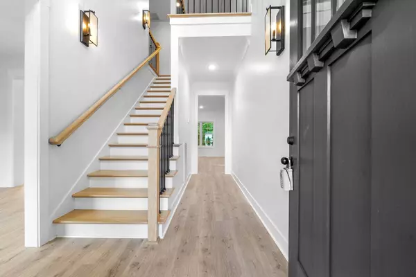 177 Sherlock Dr, Clarksville, TN 37043