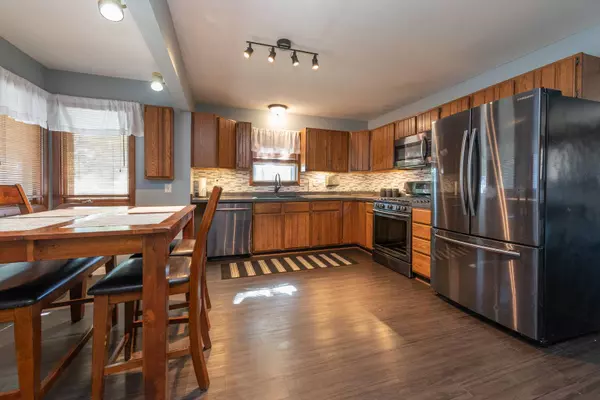 1700 Edgewood Ave, South Milwaukee, WI 53172