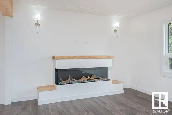 8803 145 ST NW, Edmonton, AB T5R 0T7