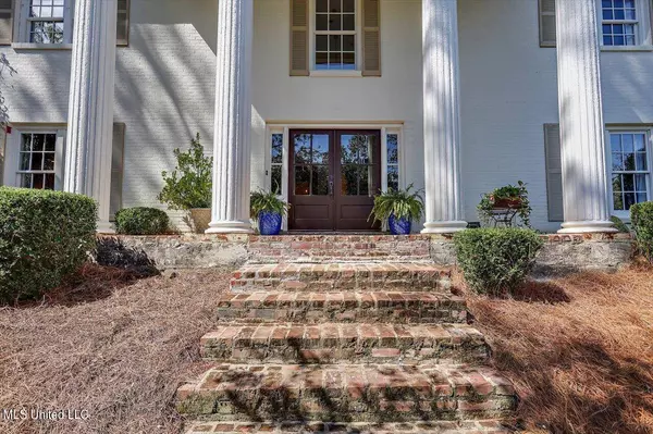 4685 E Cheryl Drive, Jackson, MS 39211