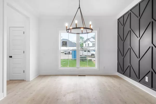 177 Sherlock Dr, Clarksville, TN 37043