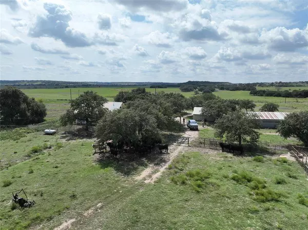 235 County Road 513, Hamilton, TX 76531