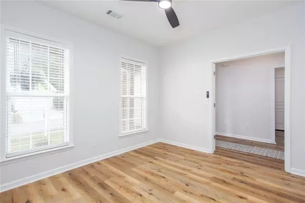 149 Churchcliff DR, Woodstock, GA 30188