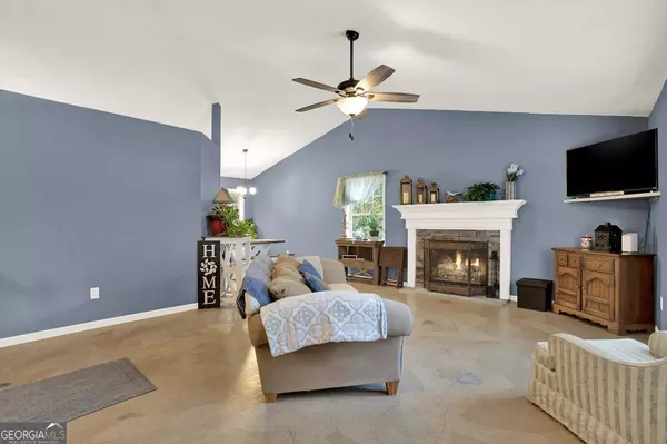 221 Cliff Nelson Road, Euharlee, GA 30145