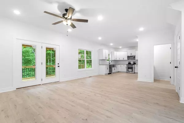 177 Sherlock Dr, Clarksville, TN 37043