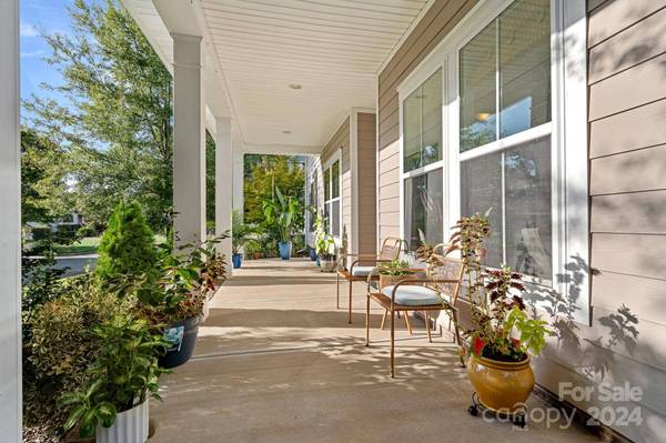 343 Montibello DR, Mooresville, NC 28117