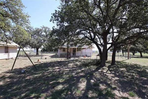 235 County Road 513, Hamilton, TX 76531