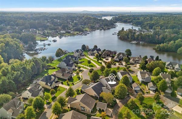 343 Montibello DR, Mooresville, NC 28117