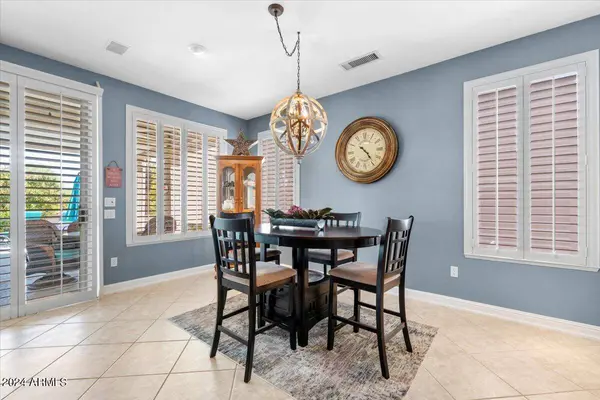 15534 W LAS VERDES Way, Surprise, AZ 85374