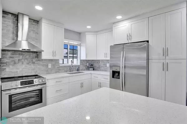 7953 Madeira St, Miramar, FL 33023