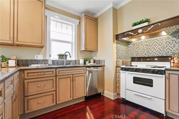 370 W 19th ST, San Pedro, CA 90731