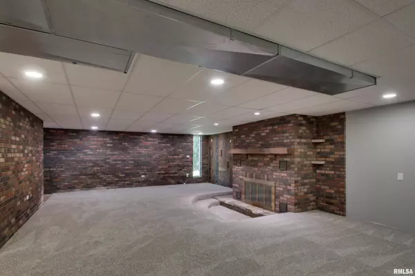 822 E 1700 ST, Liberty, IL 62347