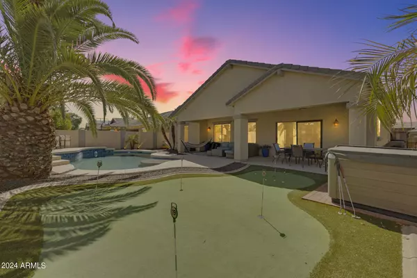 16472 W SHANGRI LA Road, Surprise, AZ 85388