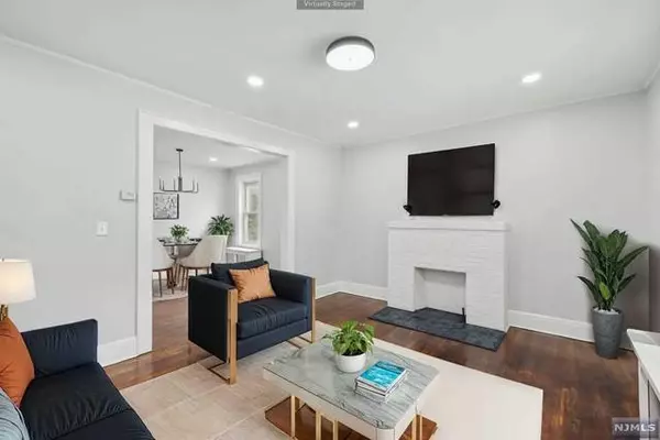 33 Edgerton TER, East Orange, NJ 07017