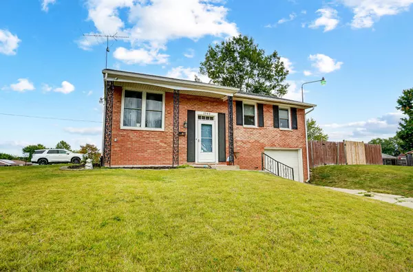 2940 Cavins Drive, Springfield, OH 45503