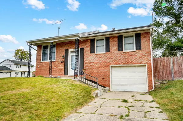 2940 Cavins Drive, Springfield, OH 45503