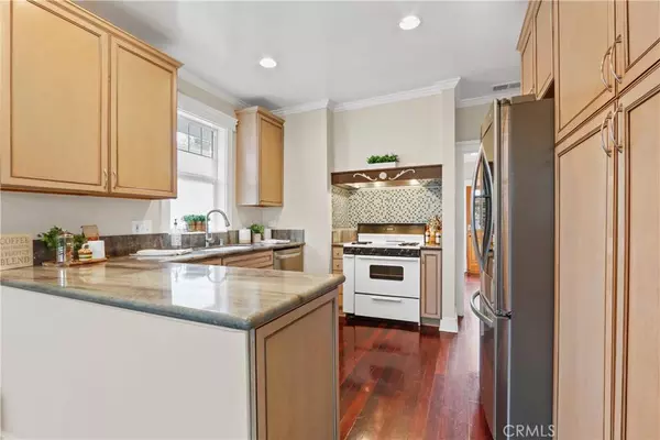 370 W 19th ST, San Pedro, CA 90731