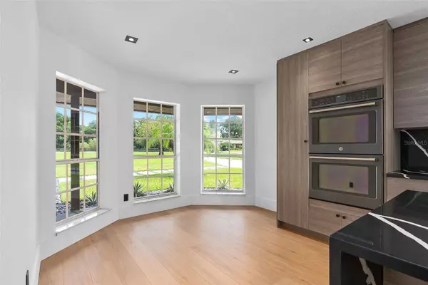 3606 LAKE BUYNAK RD, Windermere, FL 34786