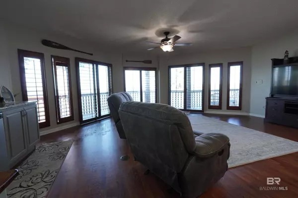 3851 Spinnaker Drive #101, Gulf Shores, AL 36542