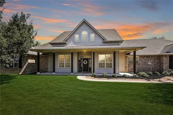 1684 Peach Crossing DR, College Station, TX 77845