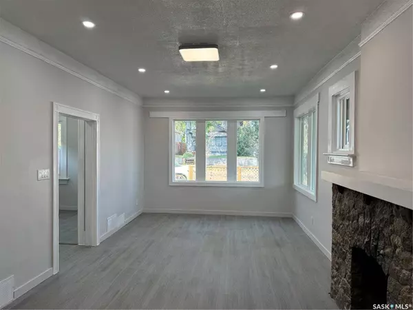 101 28th STREET W, Saskatoon, SK S7L 0K1