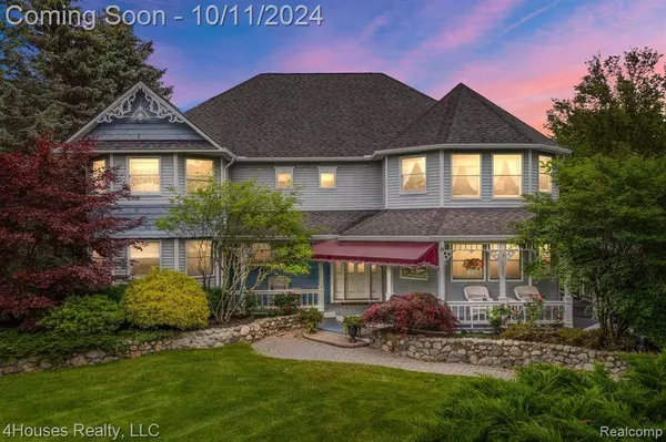 41800 HEYDENREICH Road, Clinton Township, MI 48038