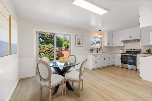 1025 Grand ST, Redwood City, CA 94061