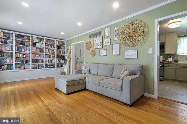 341 FREAR DR, Dover, DE 19901