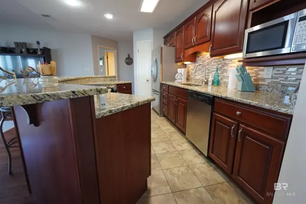 3851 Spinnaker Drive #101, Gulf Shores, AL 36542