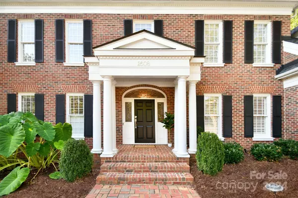 2508 Flintgrove RD, Charlotte, NC 28226